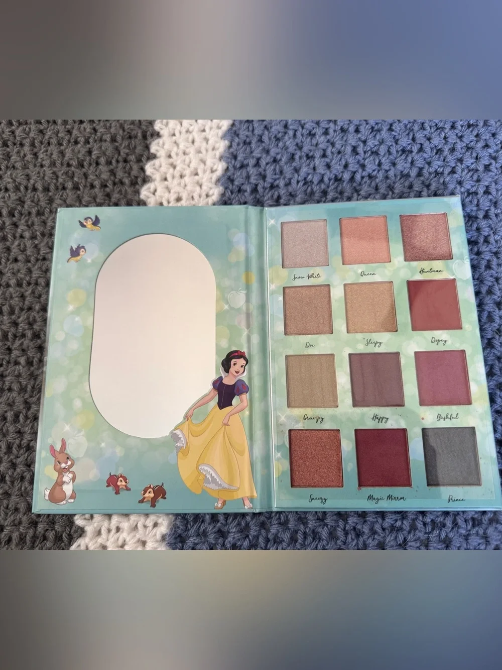 Disney Snow White EyeShadow Palette